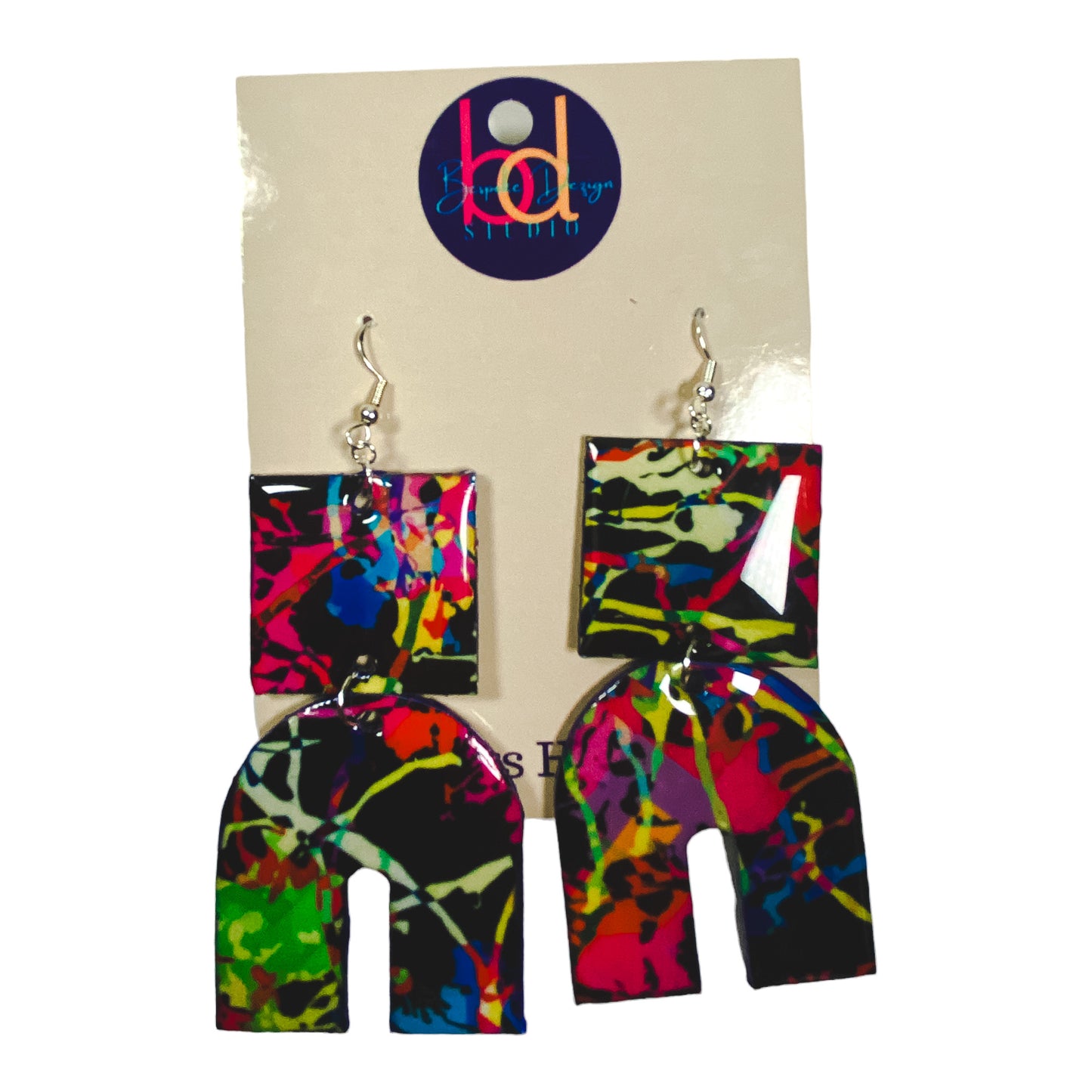 Grafitti Arch Earring w/Square Tab