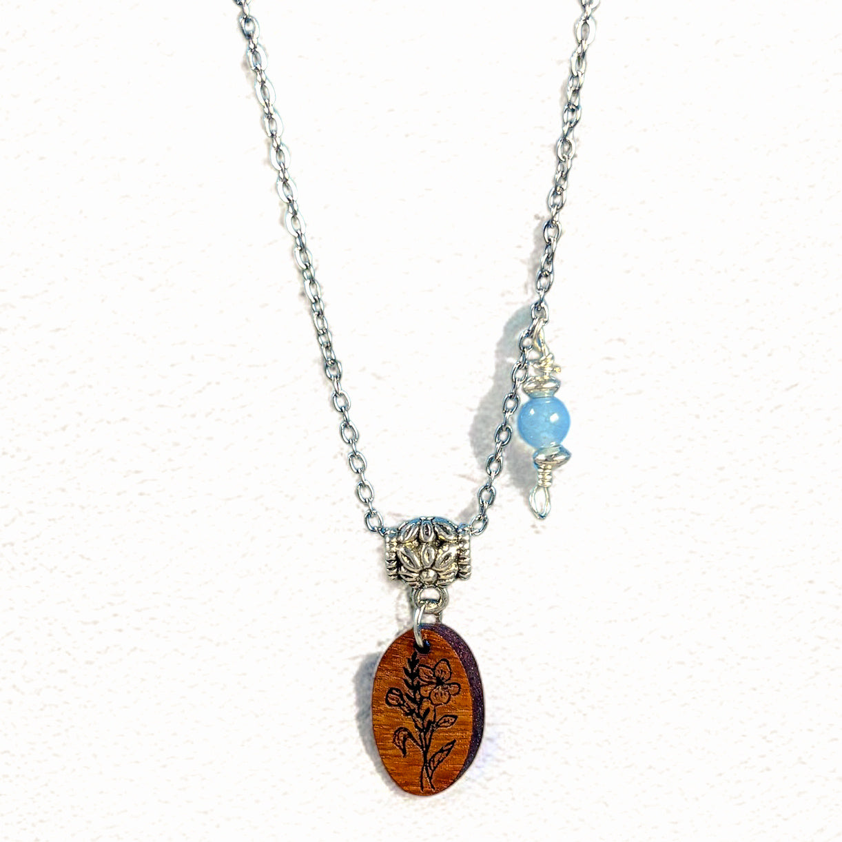 Personalized Birth Flower Necklace – Laser-Engraved Wood & Healing Stone Jewelry