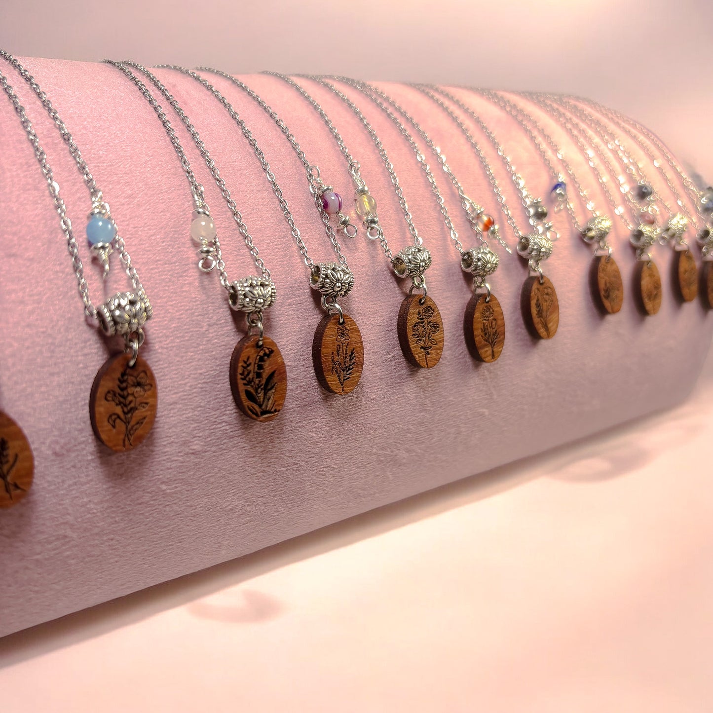 Personalized Birth Flower Necklace – Laser-Engraved Wood & Healing Stone Jewelry