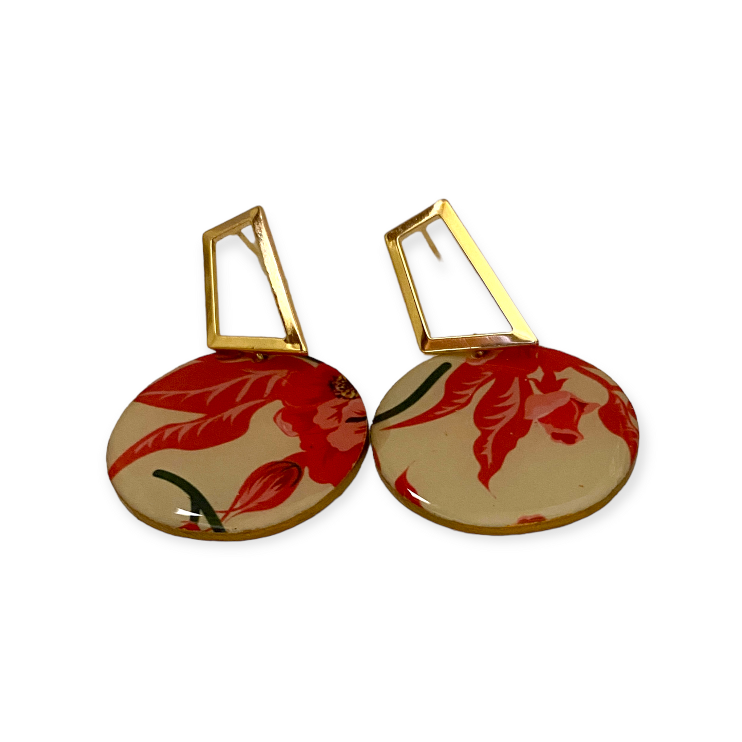 Round Bright Fuchsia Flower with Asymmetrical Gold Post